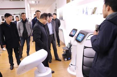 机器人接待！常州市政协副秘书长蒋伯丹率领导团考察贝叶斯智能，聚焦智能机器人研发